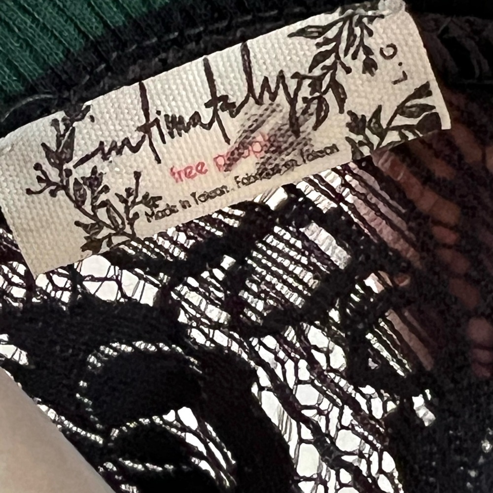 Free People All Day Lace Long Sleeve Top Gray Lace Green Trim SZ L EUC - Picture 5 of 8